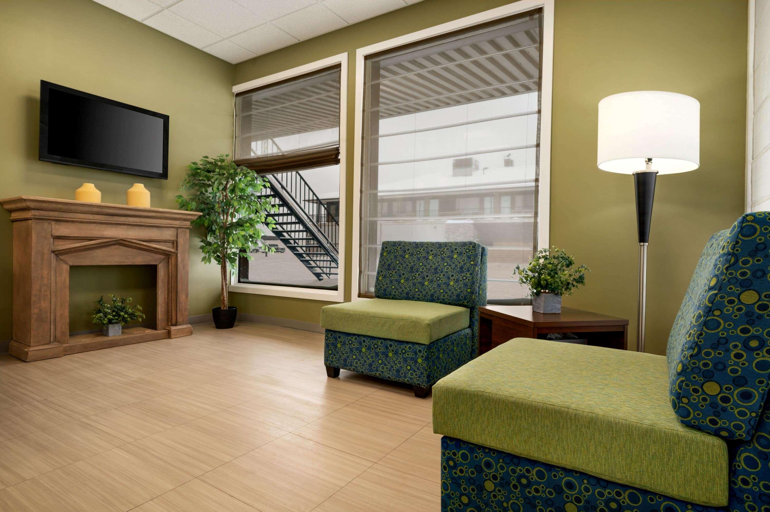 Super 8 By Wyndham On Hearst